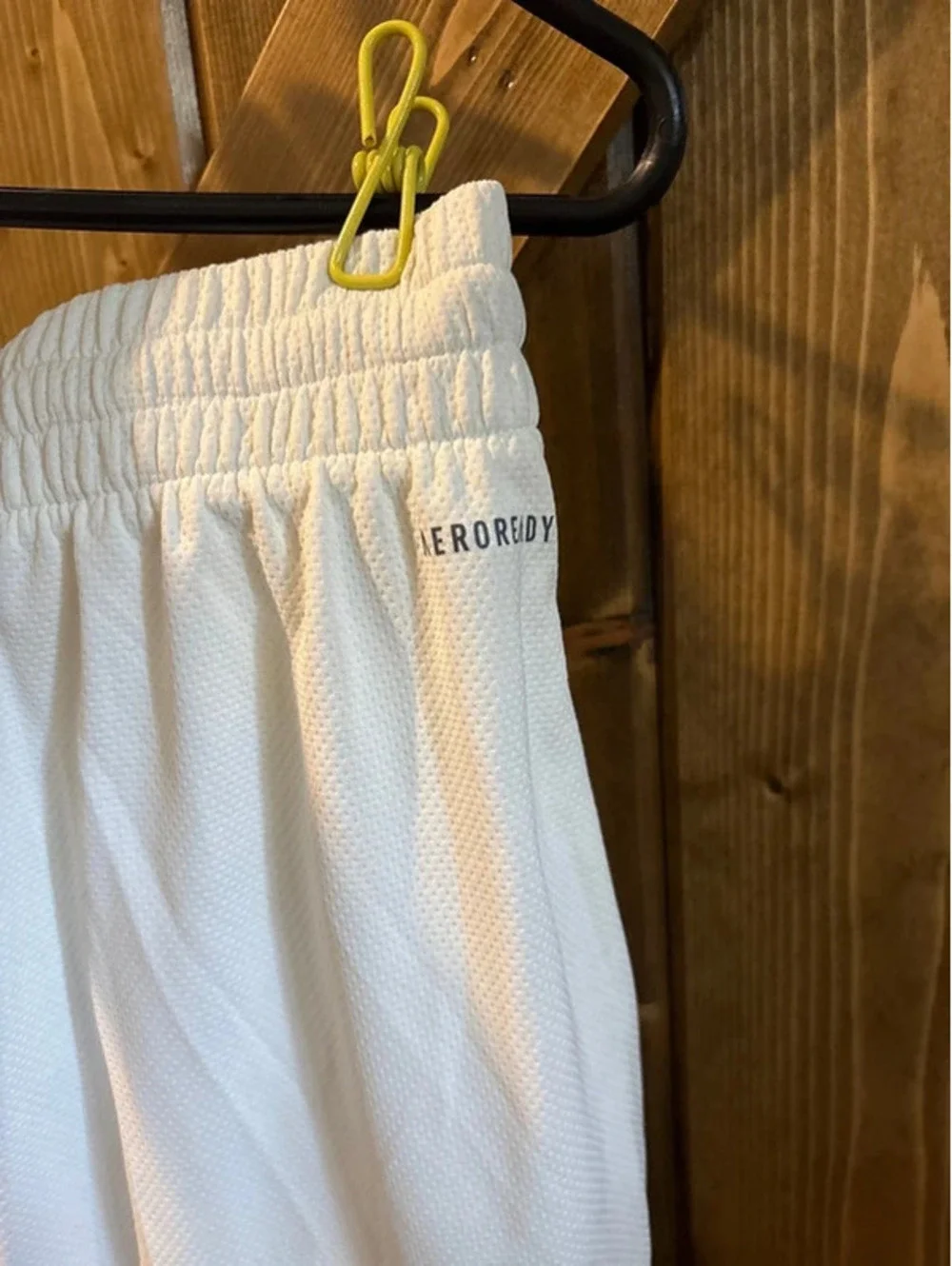 M 5” Adidas NWT White Basketball Shorts